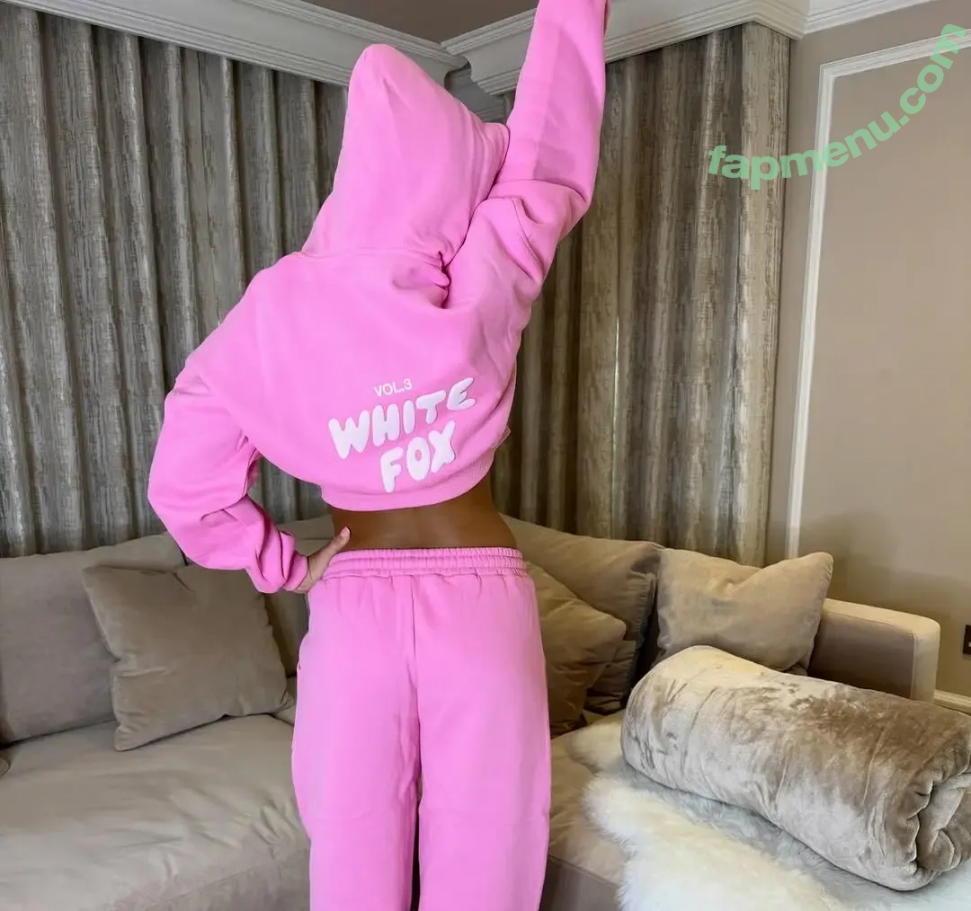 Rosie McClelland nude photo #0849 (ghost13girl / rosiergm)