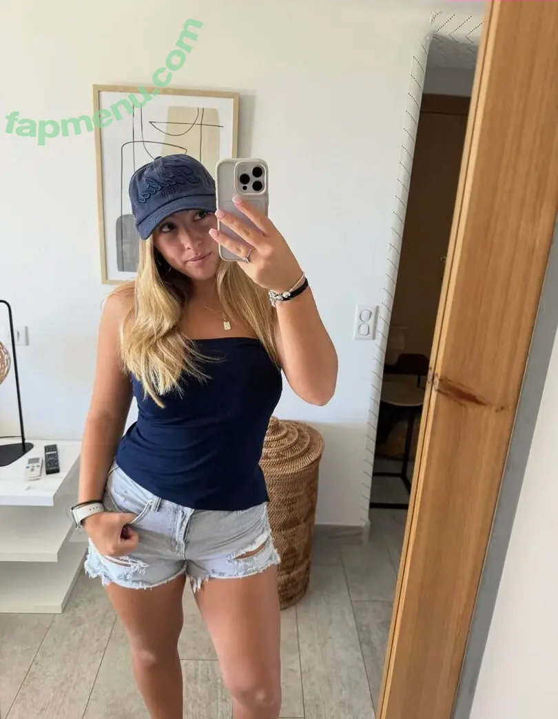 Rosie McClelland nude photo #0865 (ghost13girl / rosiergm)