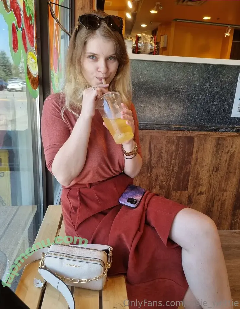 rosie_wettie_1 nude photo #0076 (rosie_burke / rosie_wettie)