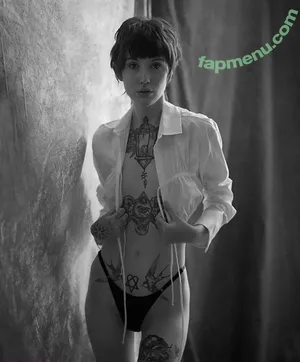  nude photo #0007