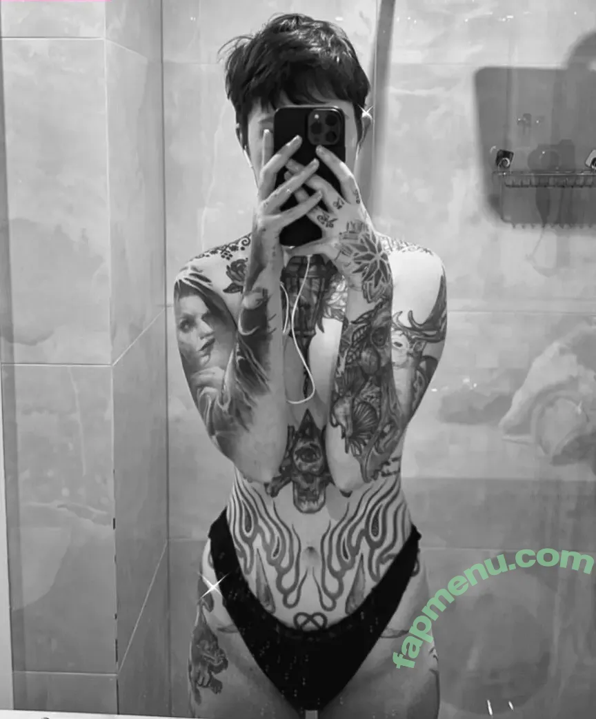 rosielouve nude photo #0003 (rosielouve)