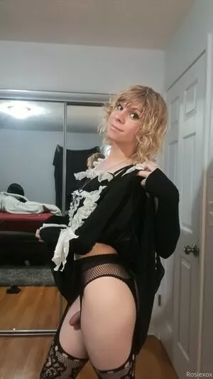 rosiexox2 / rosie_x2o nude photo #0253