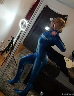 rosiexox2 / rosie_x2o nude photo #0311