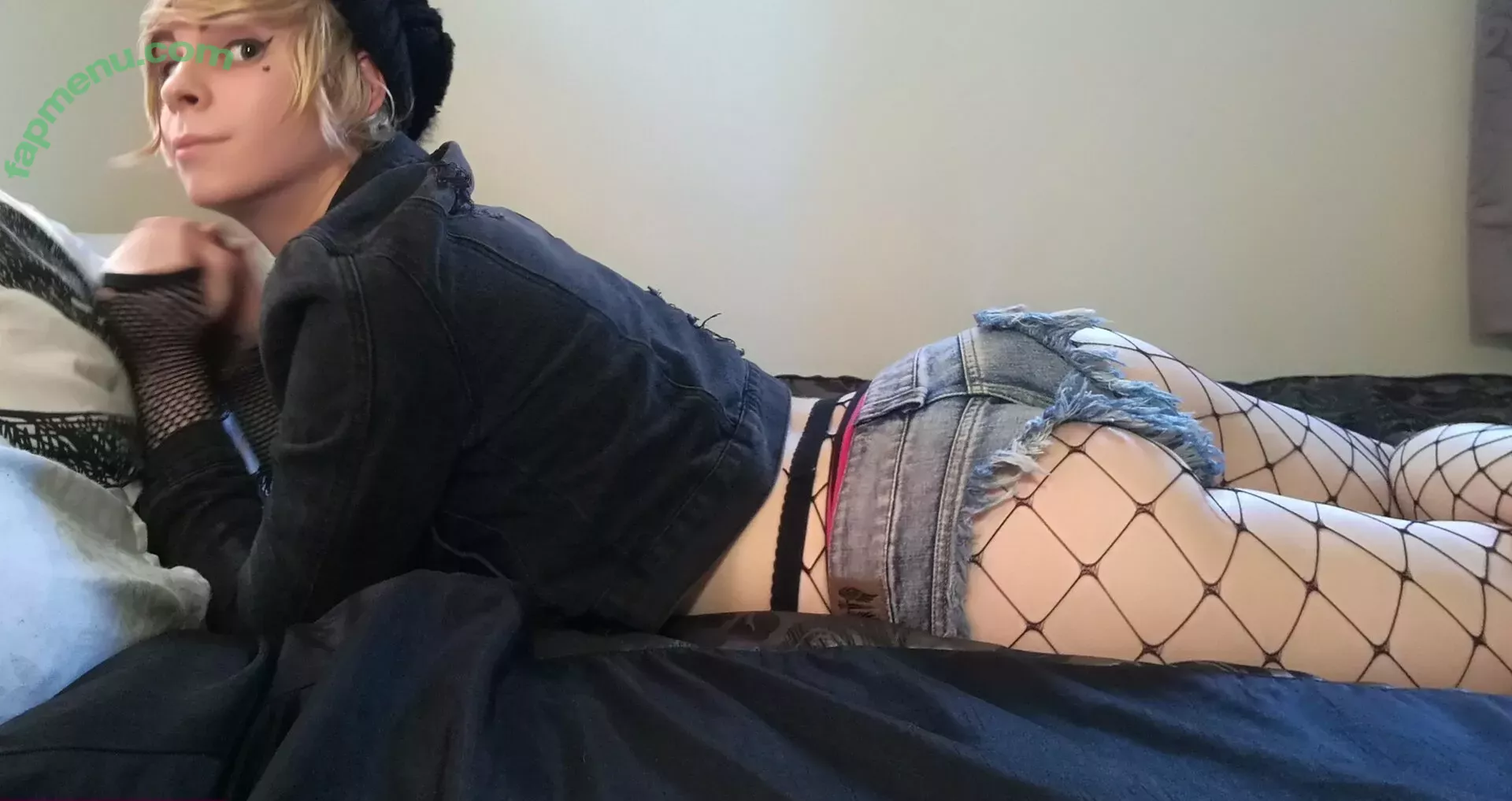 rosiexox2 nude photo #0030 (rosie_x2o)