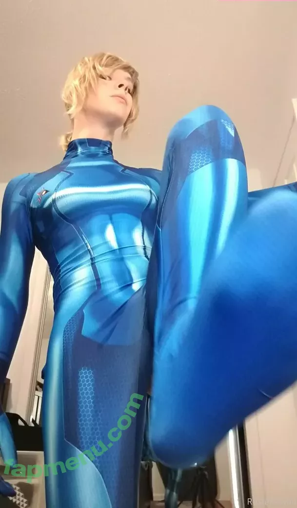 rosiexox2 nude photo #0223 (rosie_x2o)