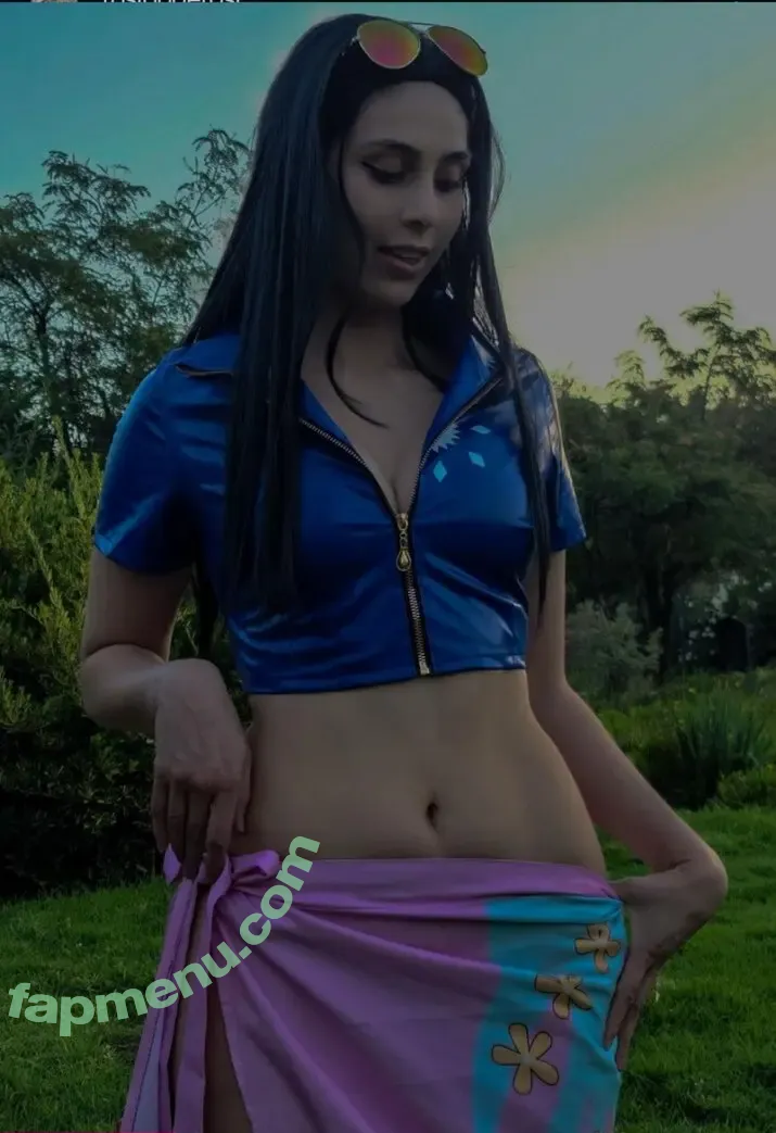 rosipoderosi nude photo #0066 (Roser / Rosicosplay)