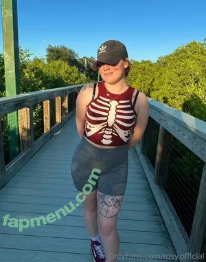 Rosy Lil Red / rosy.official / rosy_lilred nude photo #0070