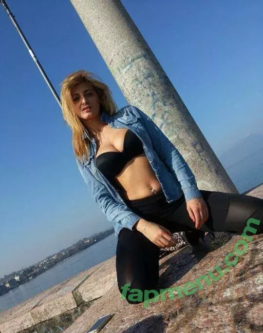 Rosy Maggiulli nude photo #0055 (Niente Su / rosymaggiulli)