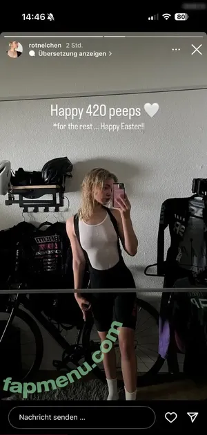  nude photo #0003