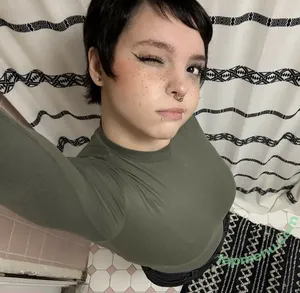 Rottedbrainz / Okmarz1 nude photo #0027