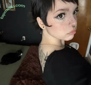 Rottedbrainz / Okmarz1 nude photo #0034