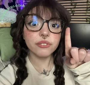 Rottedbrainz / Okmarz1 nude photo #0042