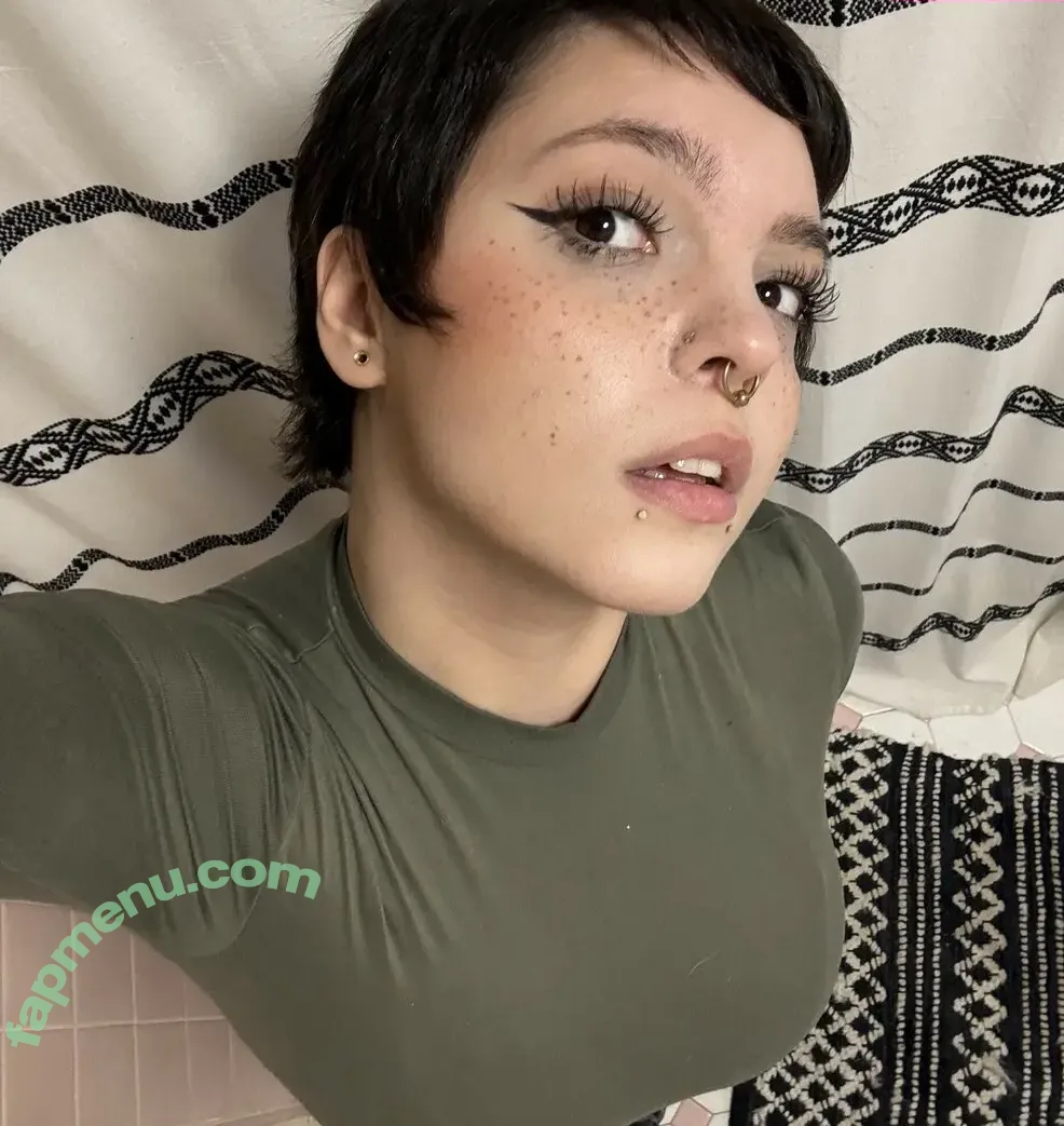 Rottedbrainz nude photo #0025 (Okmarz1)