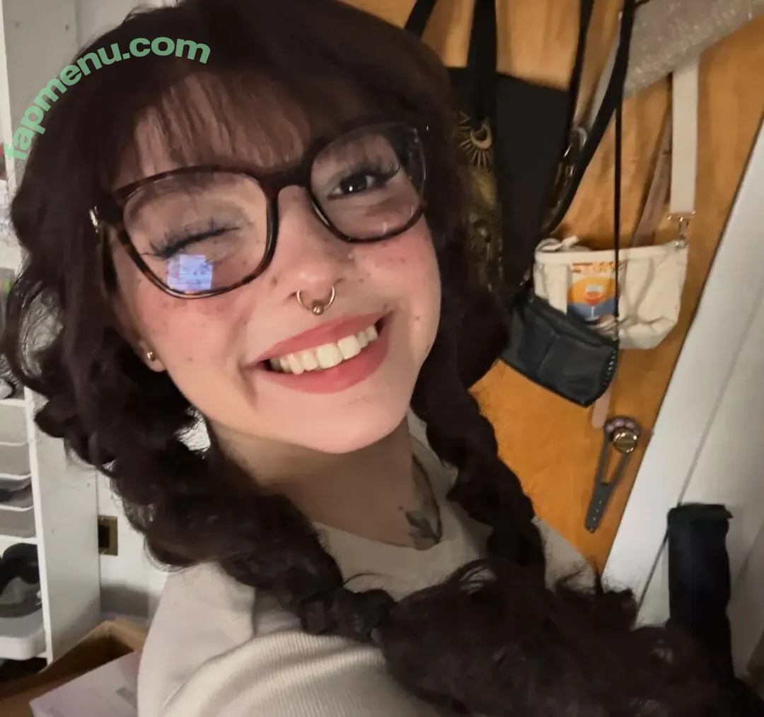 Rottedbrainz nude photo #0051 (Okmarz1)