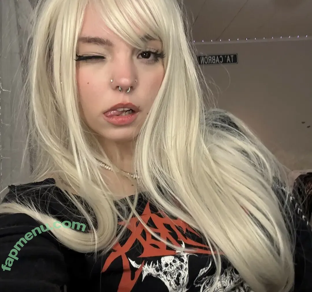 Rottedbrainz nude photo #0060 (Okmarz1)