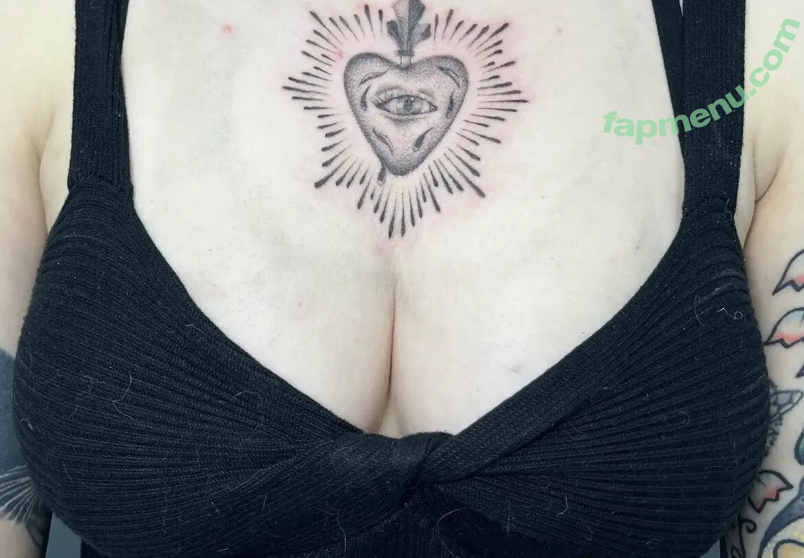 Rottedbrainz nude photo #0006 (Okmarz1)