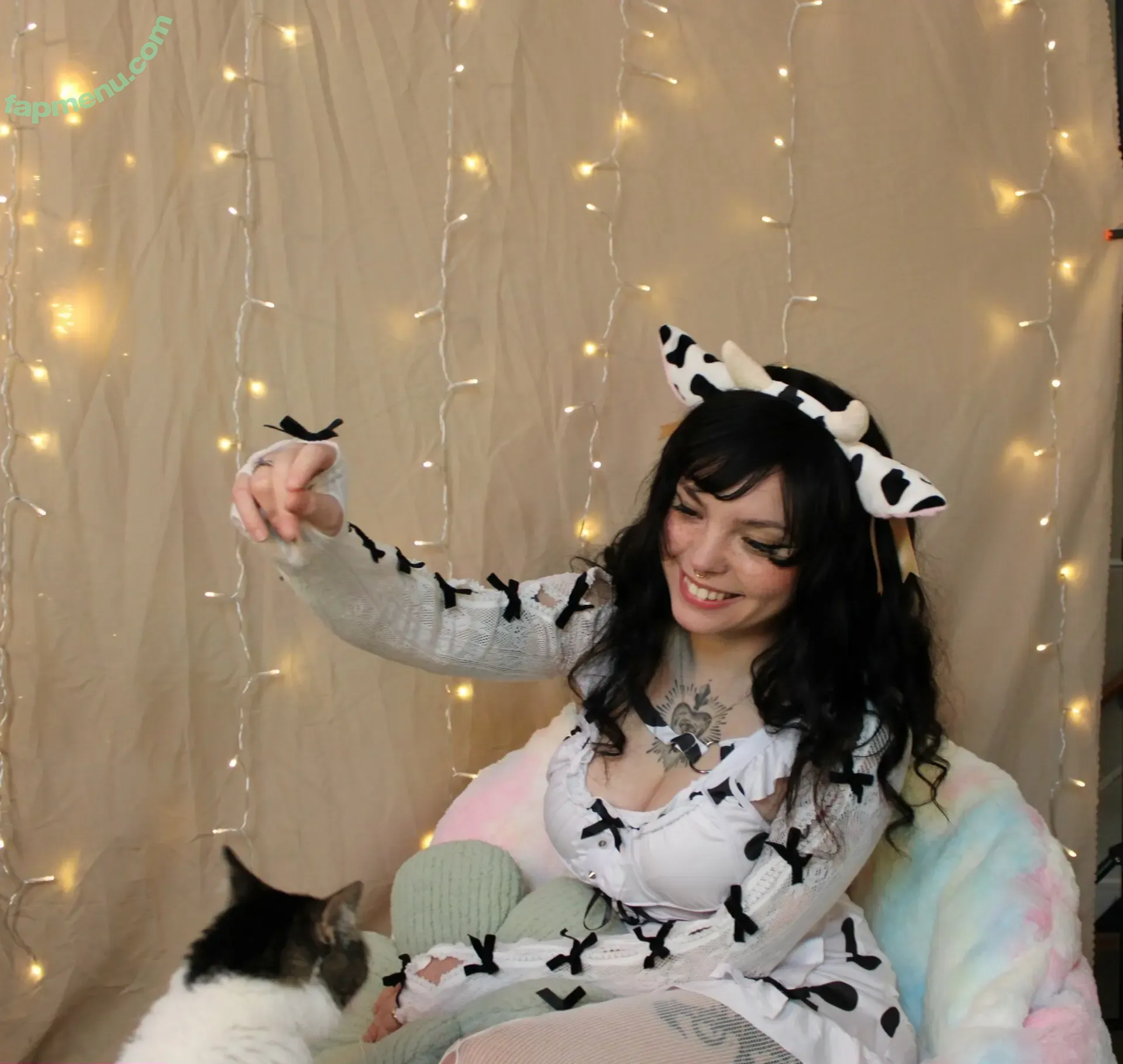 Rottedbrainz nude photo #0074 (Okmarz1)