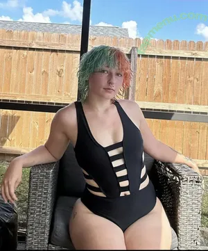 Rottenpixy nude photo #0184