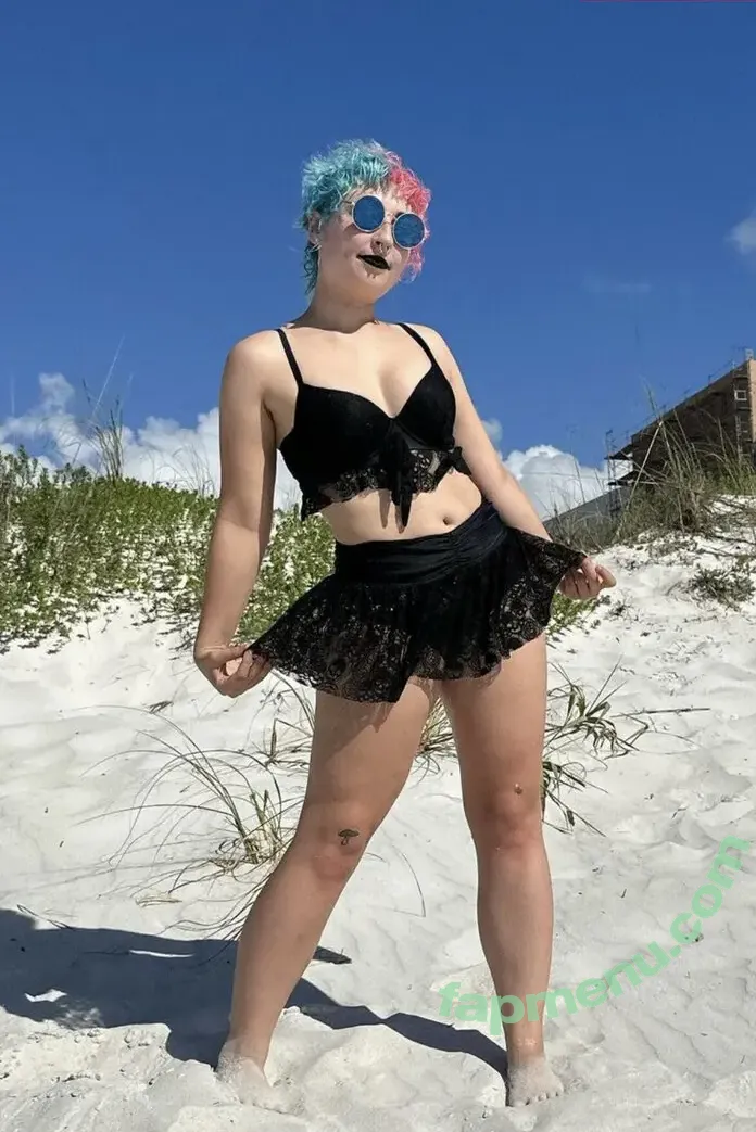 Rottenpixy nude photo #0200 (Rottenpixy)