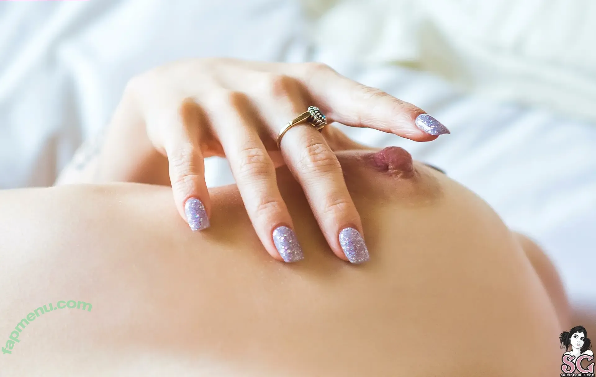 Rougue Suicide nude photo #0106 (Hircine / Pun Queen / hircinespaw / titchfortat)