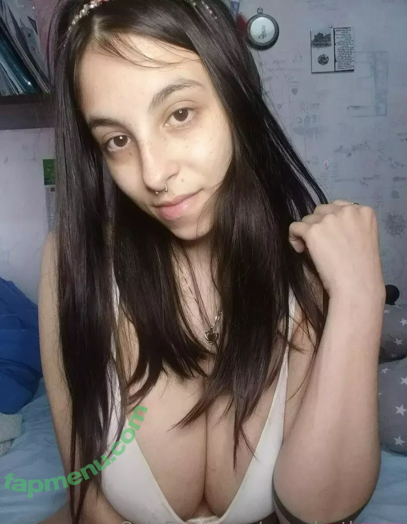roundasthesky nude photo #0028 (roundasthesky)