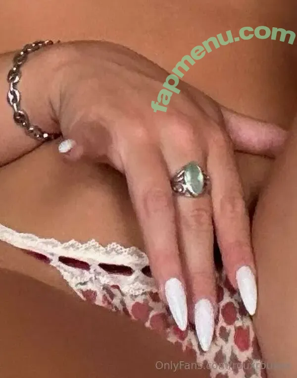 Rouxroux nude photo #0011 (rouxrouxxx)