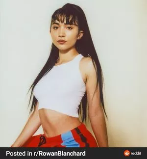Rowan Blanchard / Simp Chat / rowanblanchard nude photo #0020