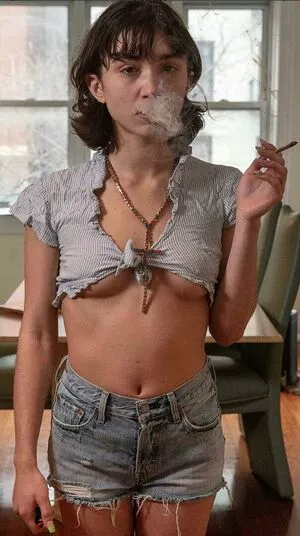 Rowan Blanchard / Simp Chat / rowanblanchard nude photo #0295