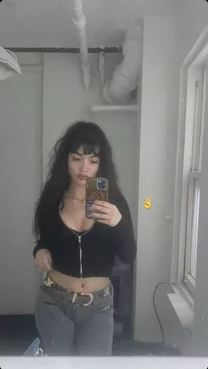 Rowan Blanchard / Simp Chat / rowanblanchard nude photo #0318