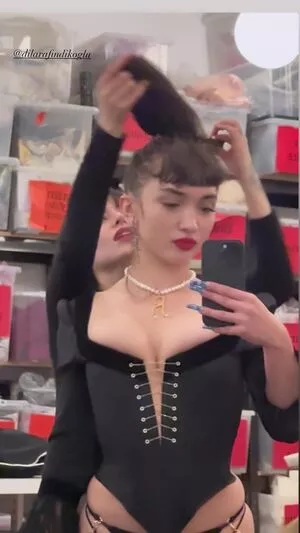 Rowan Blanchard / Simp Chat / rowanblanchard nude photo #0345