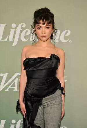 Rowan Blanchard / Simp Chat / rowanblanchard nude photo #0359