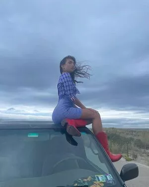 Rowan Blanchard / Simp Chat / rowanblanchard nude photo #0426