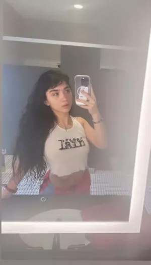 Rowan Blanchard / Simp Chat / rowanblanchard nude photo #0446