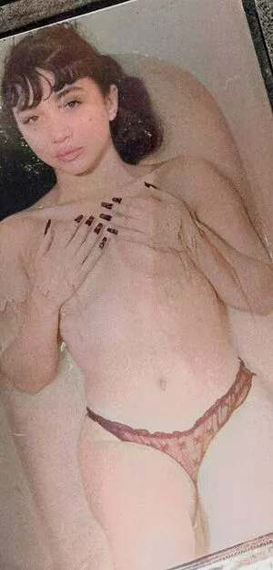 Rowan Blanchard / Simp Chat / rowanblanchard nude photo #0496