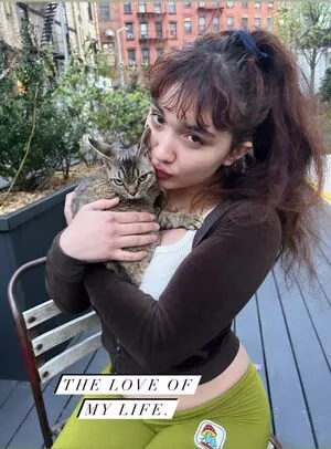 Rowan Blanchard / Simp Chat / rowanblanchard nude photo #0614