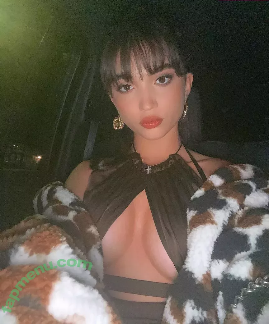 Rowan Blanchard nude photo #0002 (Simp Chat / rowanblanchard)