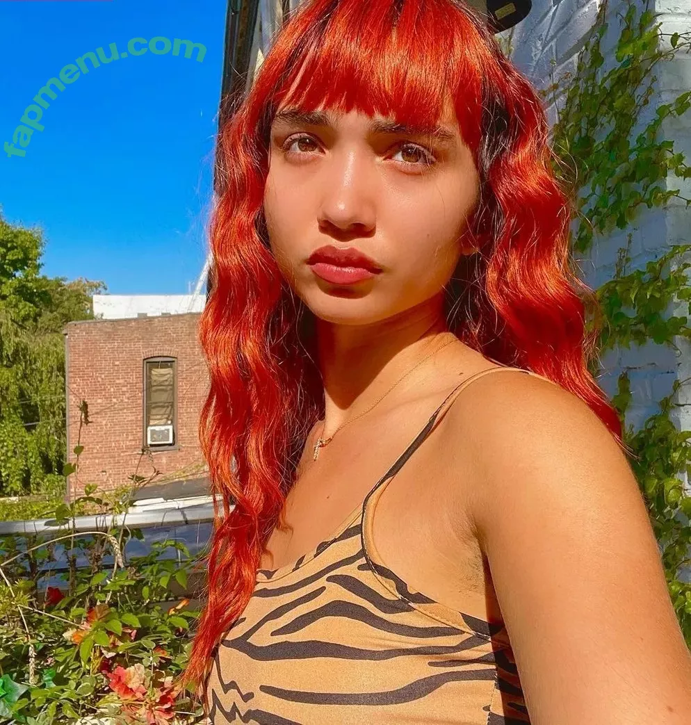 Rowan Blanchard nude photo #0019 (Simp Chat / rowanblanchard)