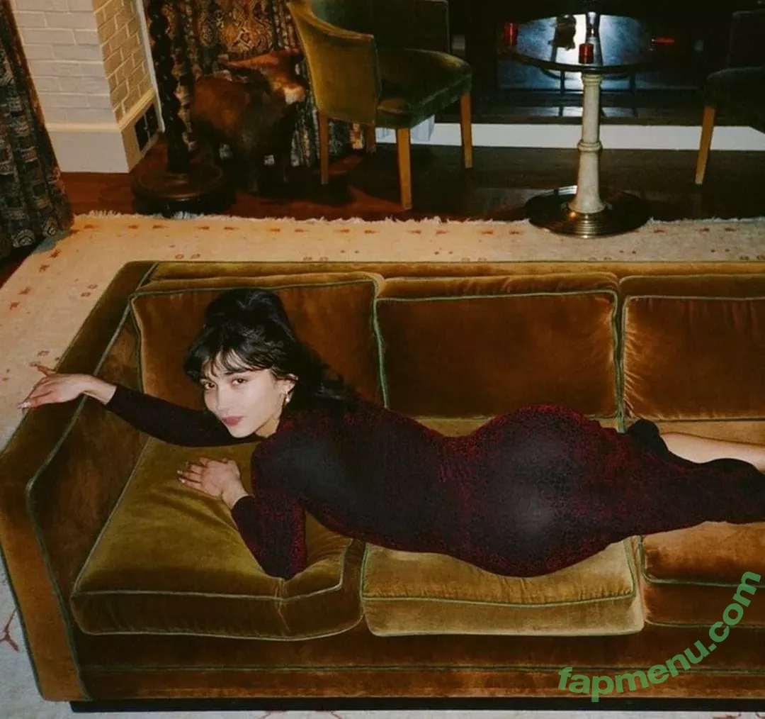 Rowan Blanchard nude photo #0039 (Simp Chat / rowanblanchard)