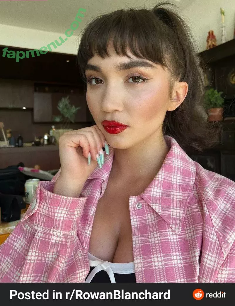Rowan Blanchard nude photo #0045 (Simp Chat / rowanblanchard)