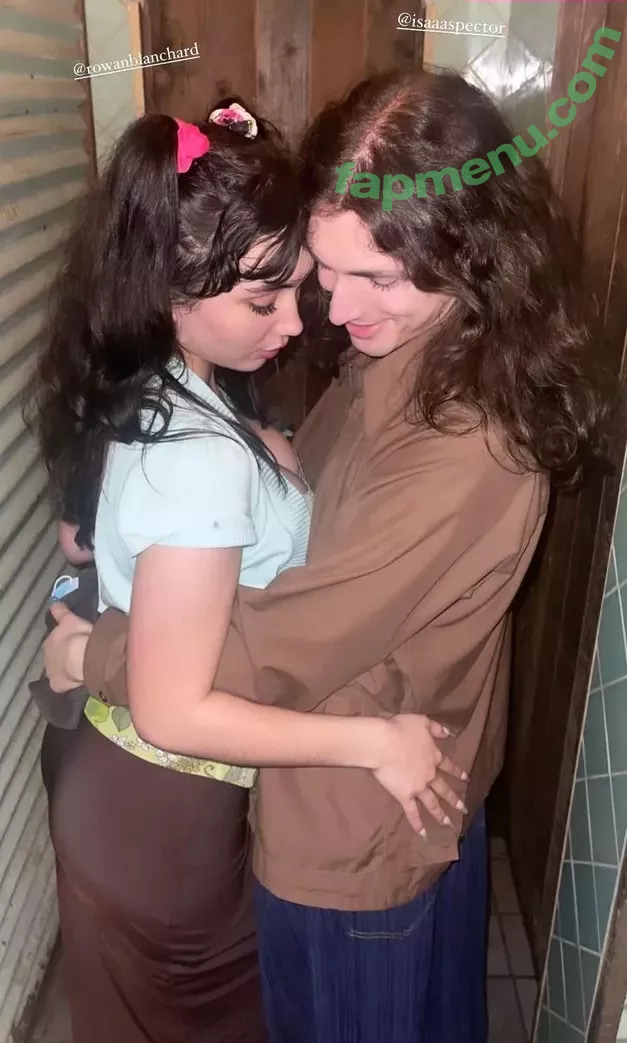 Rowan Blanchard nude photo #0048 (Simp Chat / rowanblanchard)