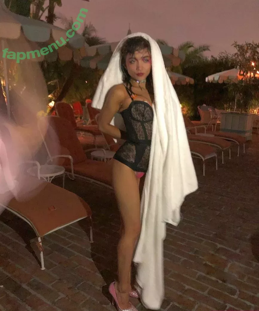 Rowan Blanchard nude photo #0050 (Simp Chat / rowanblanchard)