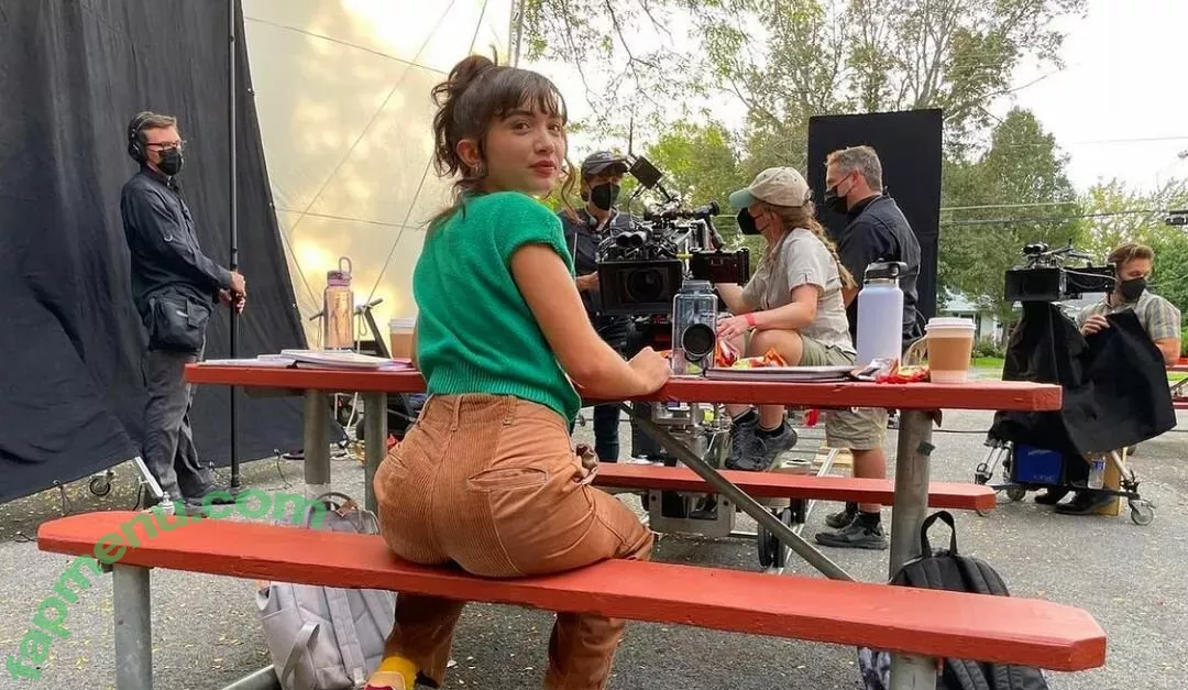 Rowan Blanchard nude photo #0098 (Simp Chat / rowanblanchard)