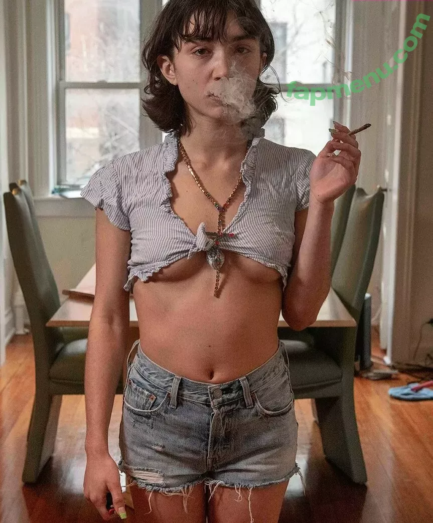 Rowan Blanchard nude photo #0115 (Simp Chat / rowanblanchard)