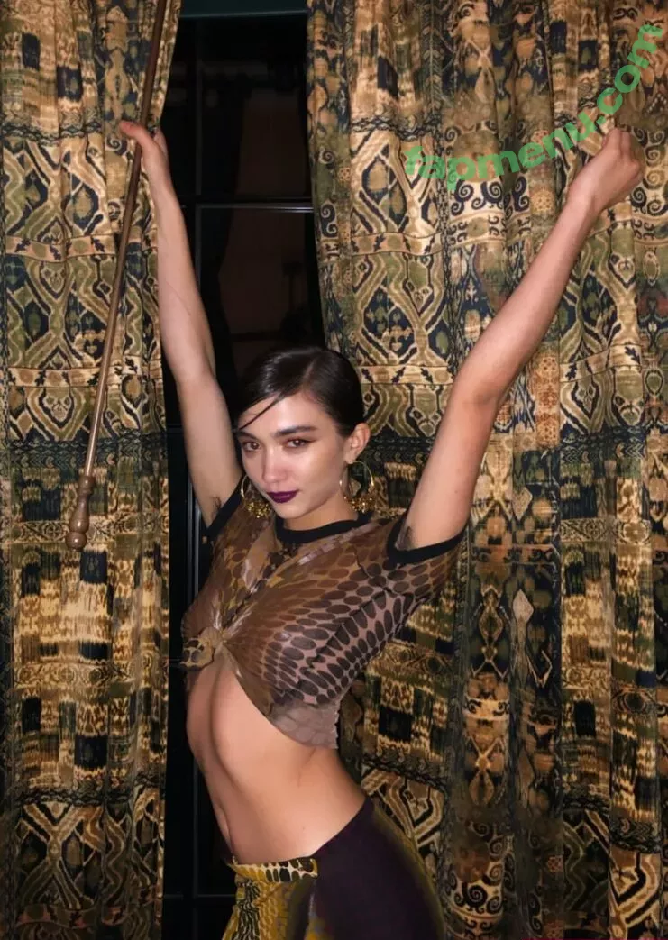 Rowan Blanchard nude photo #0121 (Simp Chat / rowanblanchard)