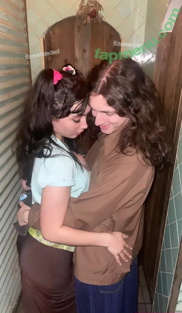 Rowan Blanchard nude photo #0125 (Simp Chat / rowanblanchard)