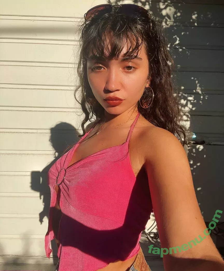 Rowan Blanchard nude photo #0159 (Simp Chat / rowanblanchard)
