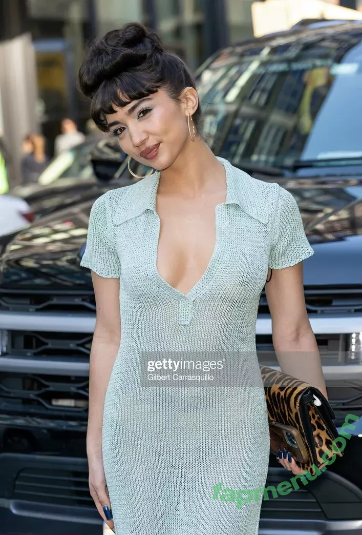 Rowan Blanchard nude photo #0329 (Simp Chat / rowanblanchard)