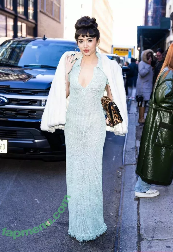 Rowan Blanchard nude photo #0331 (Simp Chat / rowanblanchard)