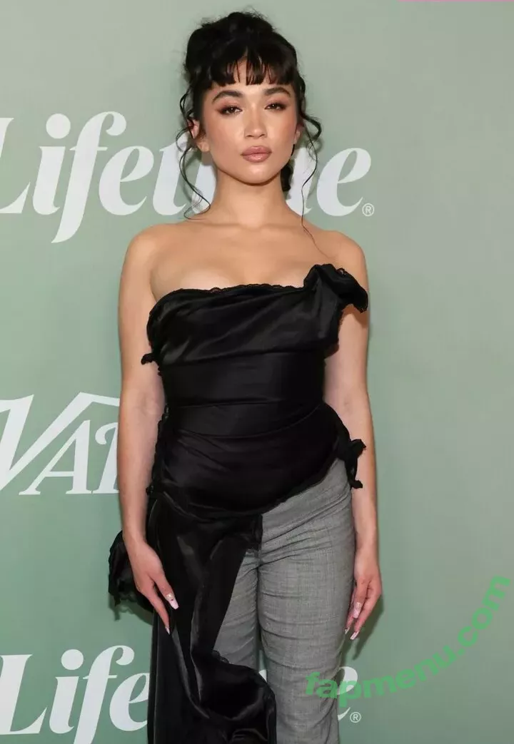 Rowan Blanchard nude photo #0362 (Simp Chat / rowanblanchard)