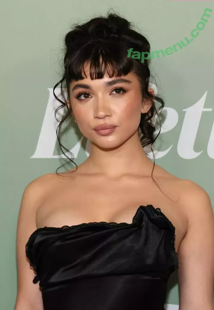 Rowan Blanchard nude photo #0363 (Simp Chat / rowanblanchard)